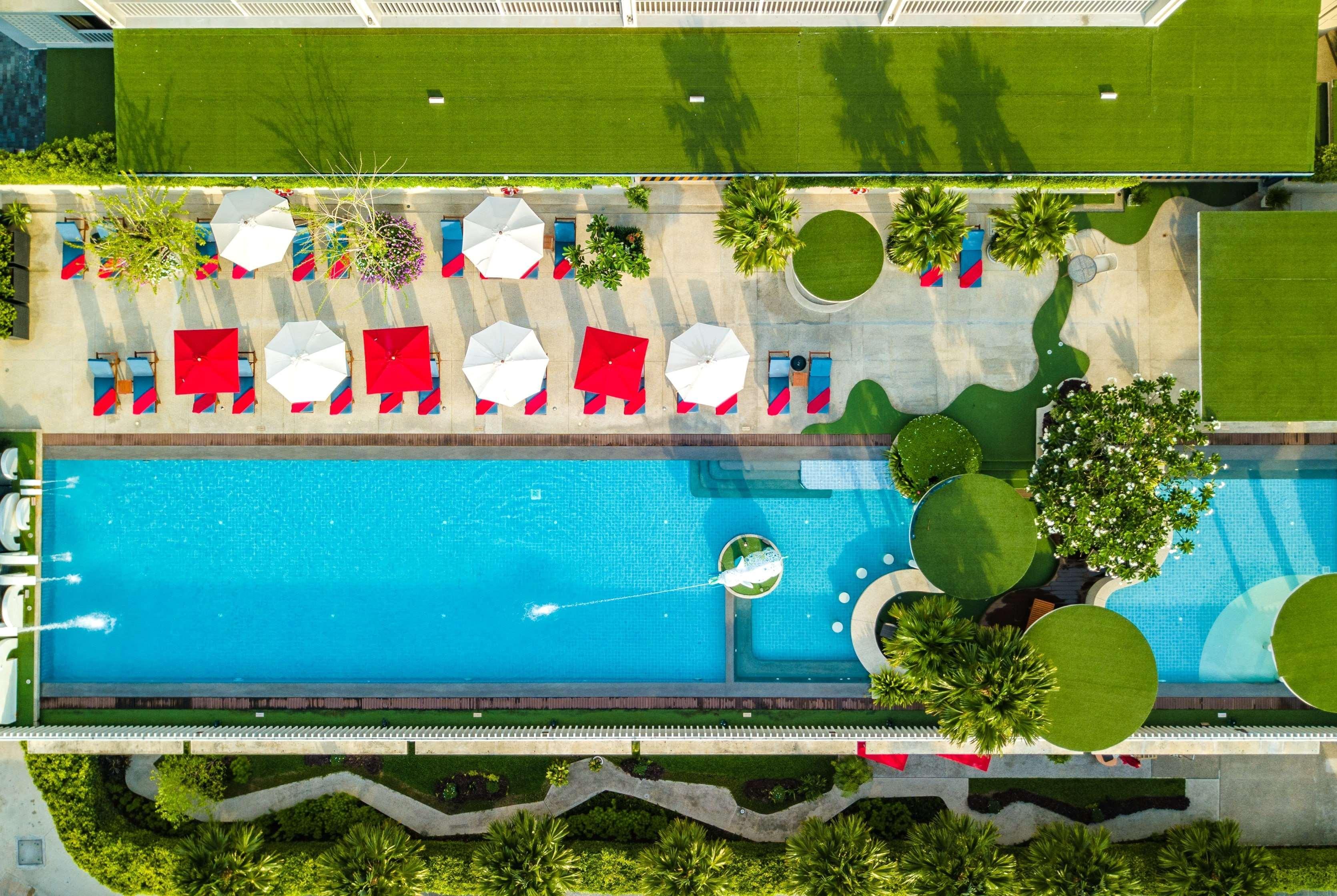 Ramada By Wyndham Phuket Deevana Patong Exterior photo