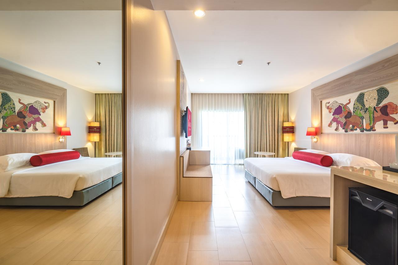 Ramada By Wyndham Phuket Deevana Patong Exterior photo